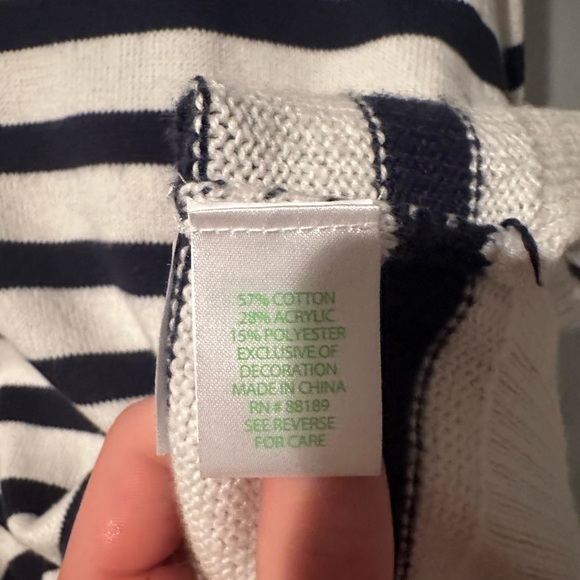 Sweater - Picture 5 of 5